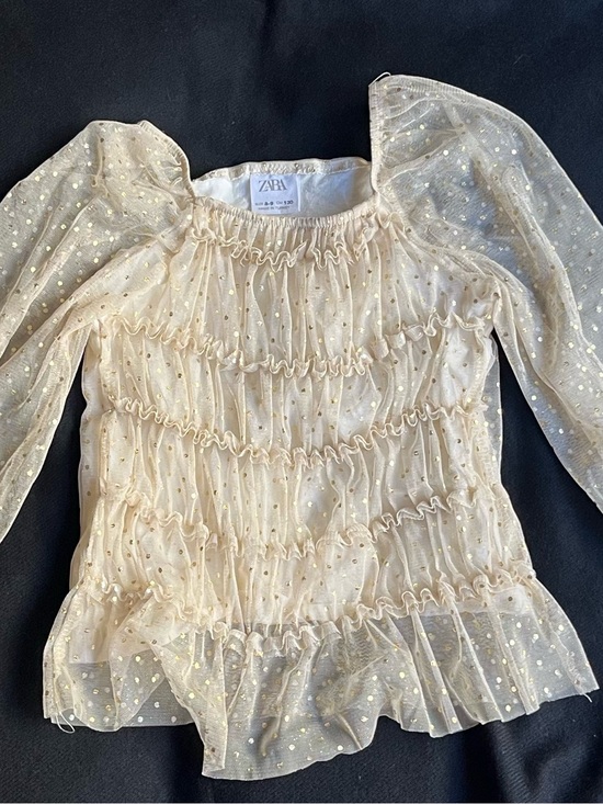 Zara Other - Zara Girls Cream Top with Gold Dot Ruffles size 8/9